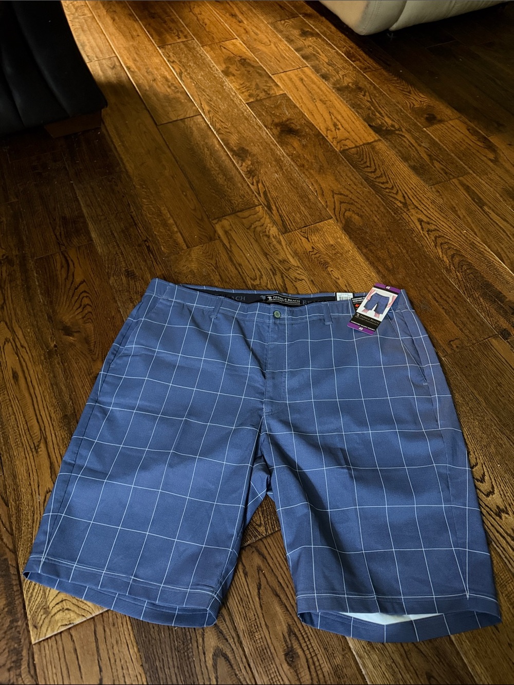 NWT PEBBLE BEACH Men's Blue Windowpane Pattern Shorts Size 40